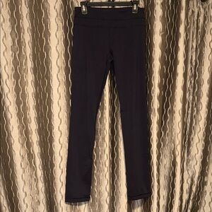 Lululemon Black High-Waisted straight leg Leggings 8